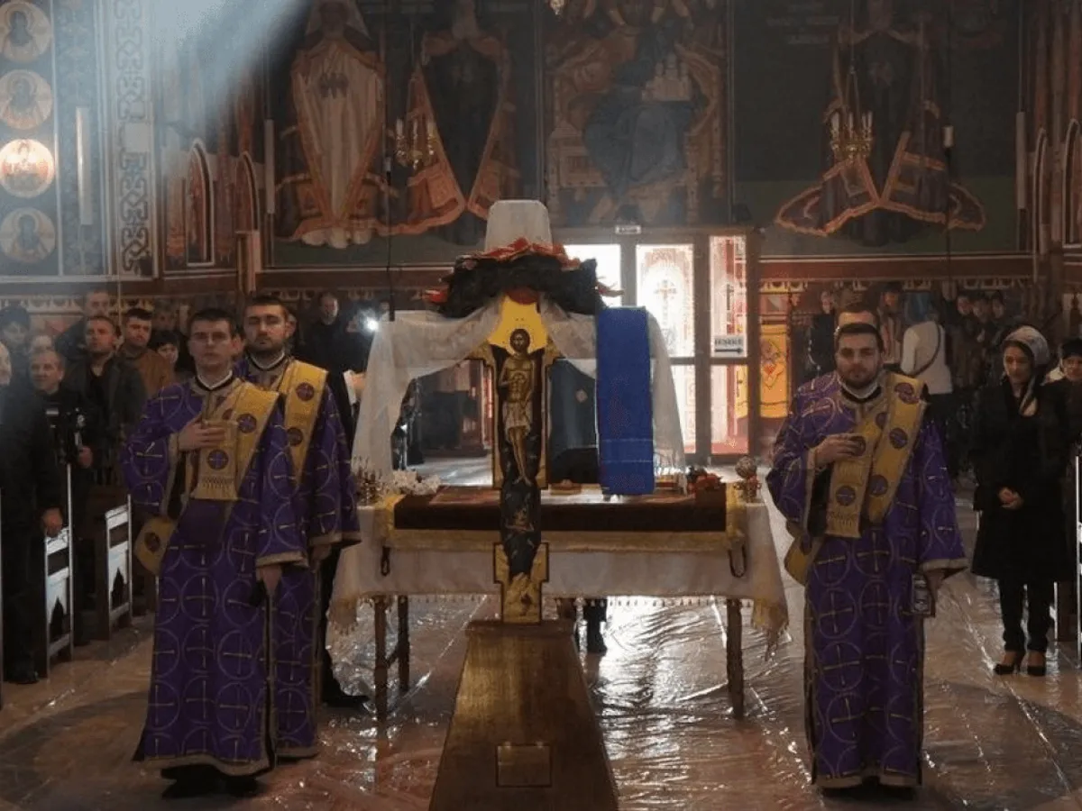 Ce trebuie să faci în Joia Mare ca să poți ține post negru vineri? Nu mai simți foamea și setea - Foto: Doxologia (imagine cu rol ilustrativ)