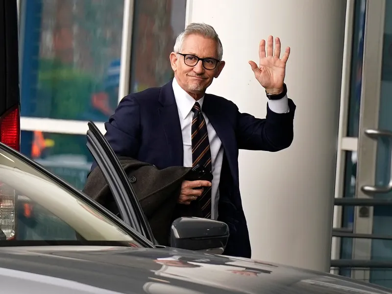 Criză la BBC: Prezentatorul Gary Lineker, retras de pe post după ce a criticat guvernul de la Londra. - Foto: Profimedia Images