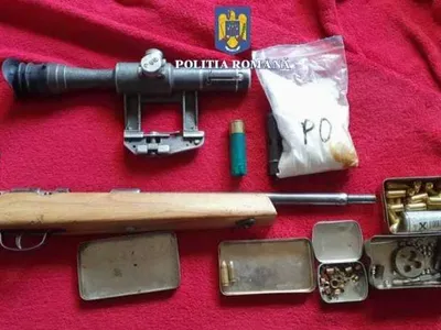 Traficanți de arme, „săltați” de polițiști / FOTO: news.ro