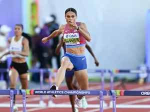 Sydney McLaughlin a devenit campioană mondială la 400 m garduri la Campionatele Mondiale de Atletism, de la Eugene (SUA), coborând recordul mondial sub 51 de secunde. / Foto: Profimedia