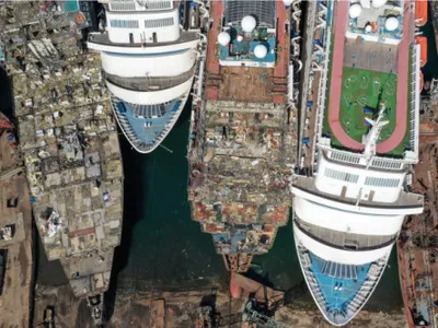 „Cimitirul” vaselor de croazieră: Unde au ajuns unele dintre cele mai mari nave de pasageri din lume, după pandemia de COVID-19