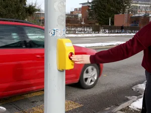 Risc redus de îmbolnăvire cu COVID de pe acel buton/FOTO: Eawag/Andri Bryner