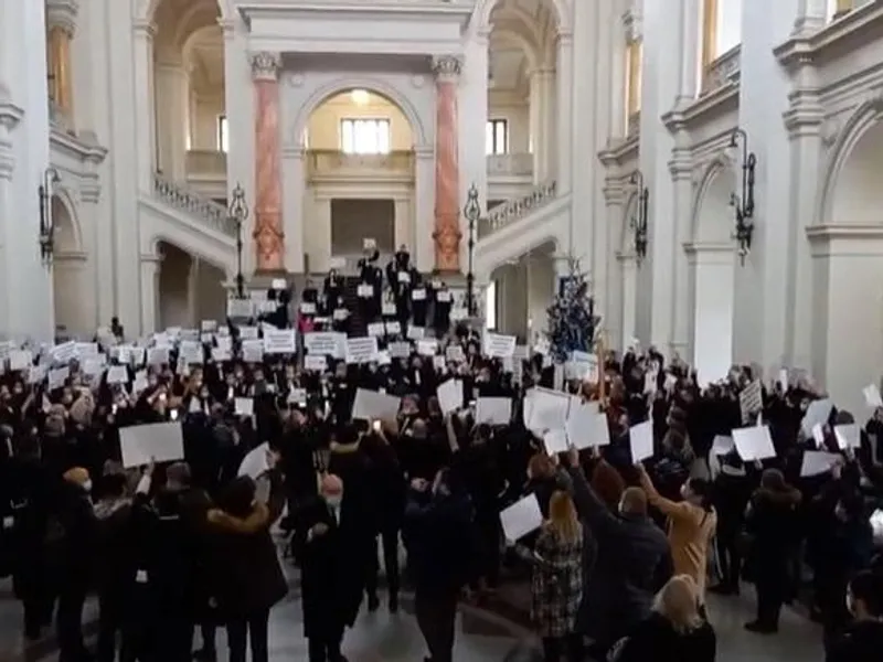 Protestul avocaților la Curtea de Apel București/FOTO: YouTube