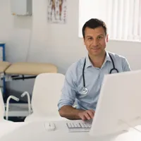 Dacă vrem să fim consultați de un anumit medic va trebui să plătim o taxă suplimentară. Proiect foto: Profimedia Images (fotografie cu caracter ilustrativ)