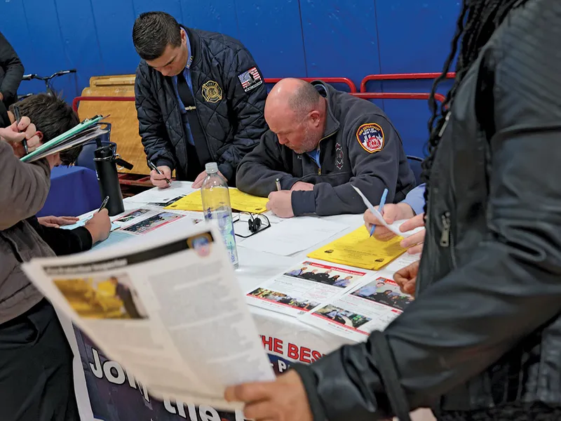 FDNY a recrutat în martie