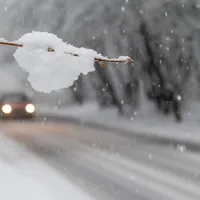 Se circulă în condiții de iarnă pe drumurile din țară. Ceața și poleiul pun la încercare șoferii  - Foto: Adevarul / imagine cu caracter ilustrativ