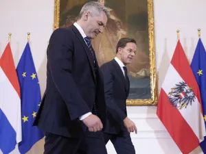 Karl Nehammer (prim- plan) și Mark Rutte s-au întâlnit la Viena- Foto: Profimedia Images