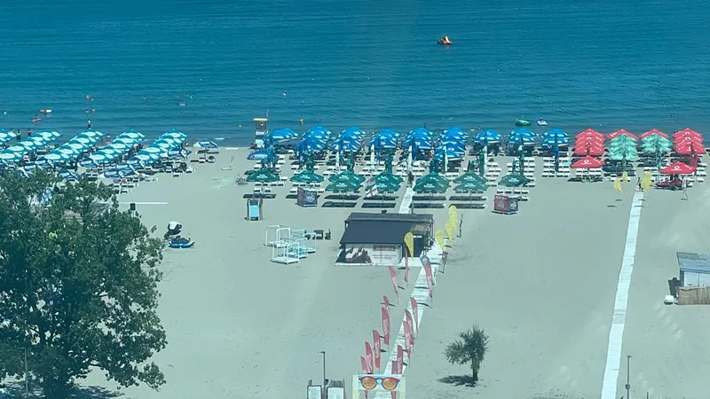 Plaja din Mamaia FOTO: NEWSWEEK
