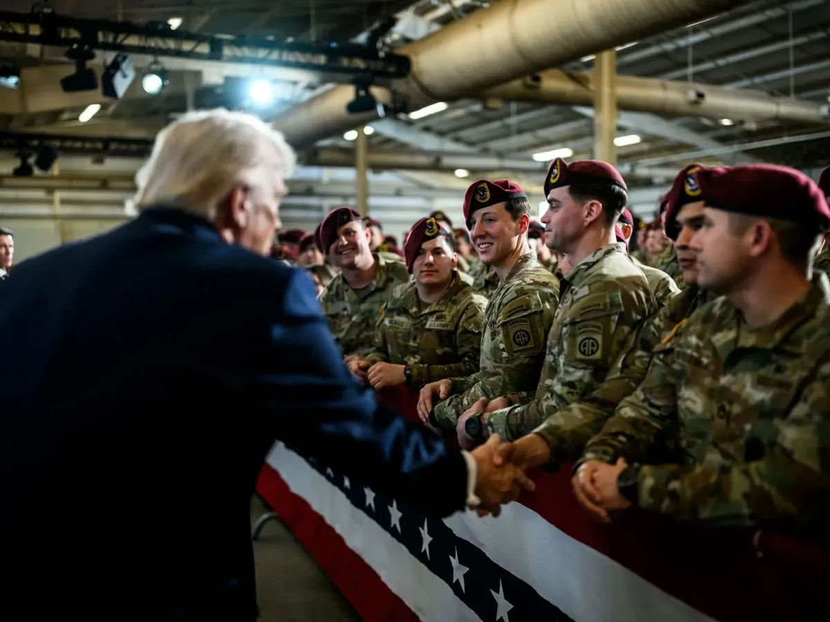 Trump amenință că distruge infrastructura Iranului dacă nu ridică blocada din Ormuz - Foto: Profimedia Images (imagine cu rol ilustrativ)