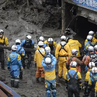 Peste 80 de oameni rămân dispăruți în alunecările de teren din Japonia/Foto: japan times