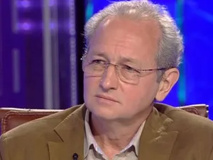 Romașcanu „e fericit” cu directorul TNB care îi organizează conferințe lui Dan Puric.  / Antena3