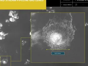 Scurgerile de gaz din conductele Nord Stream, fotografiate din satelit. Foto: Profimedia