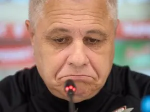 L-a DISTRUS pe Șumudică: 'Când apari așa la 50 de ani, nu ai cum să fii tratat normal! A pierdut jucători prin Dubai, îi uita pe acolo, a fost haos total'