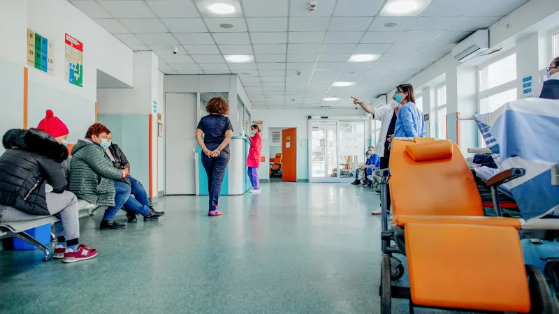 30.000 lei/lună salariu, 4 case are managerul spitalului Pantelimon unde sunt multe morți suspecte - Foto: Sfantul Pantelimon