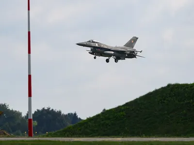 Avion F-16 - Foto: Inquam Photos