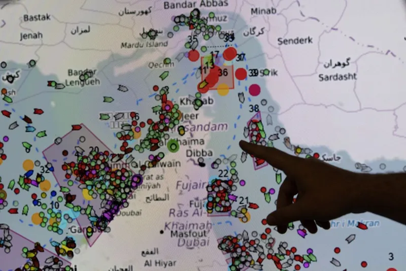 Vase blocate &icirc;n Str&acirc;mtoarea Hormuz - Foto: Profimedia Images