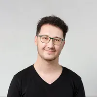 Mihai Petre, un român revoluționează comerțul cu haine - Foto:  BM