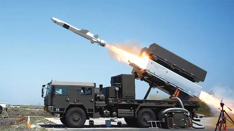 NSM Baterie Naval Strike Missile produsă de Kongsberg care va intra în
dotarea Armatei Române