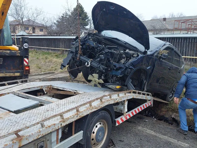 Mașină cu refugiați din Ucraina, accident în Neamț / FOTO: stiri-neamt.ro