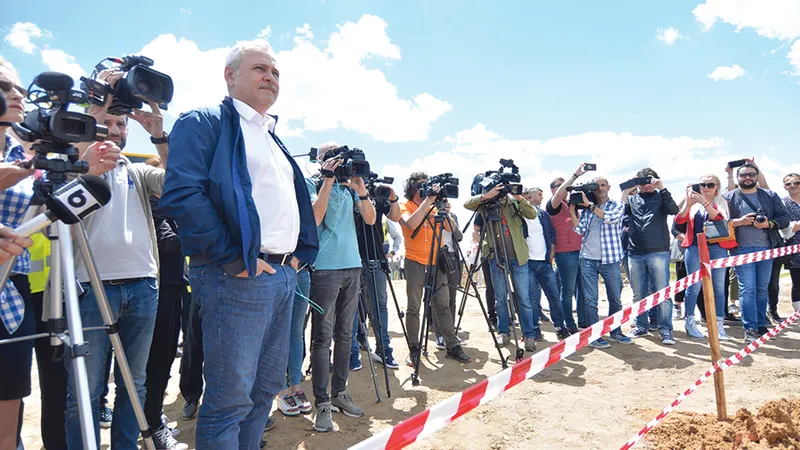 În Programul de guvernare, Liviu Dragnea a promis sute de kilometri de autostradă - Foto: INQUAM PHOTOS/ Bogdan Dănescu