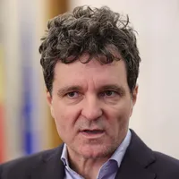 Nicuşor Dan: Vreau să am mai mulţi bani, să rezolv problemele bucureştenilor - Foto: INQUAM PHOTOS/Sabin Cirstoveanu