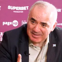 Garry Kasparov, despre criza politică din Franța: "Macron este acum într-o situație disperată" - Foto: Newsweek România