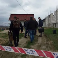 Polițiștii caută corpul persoanei decedate Foto: Ziarul Argeșul