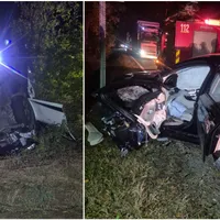 Două mașini s-au făcut praf azi noapte în Vâlcea. Șoferii au murit pe loc în urma impactului Foto: captură Observator