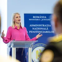 Alina Gorghiu anunță aprobarea primului voucher pentru victima unei agresiuni. Ce poveste are foto: Facebook/Alina Gorghiu