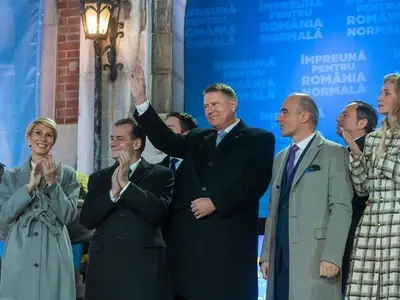 Klaus Iohannis a c\;igat ;i al doilea mandat de pre;edinte al României. Inquam Photos / Lavinia Cioaca