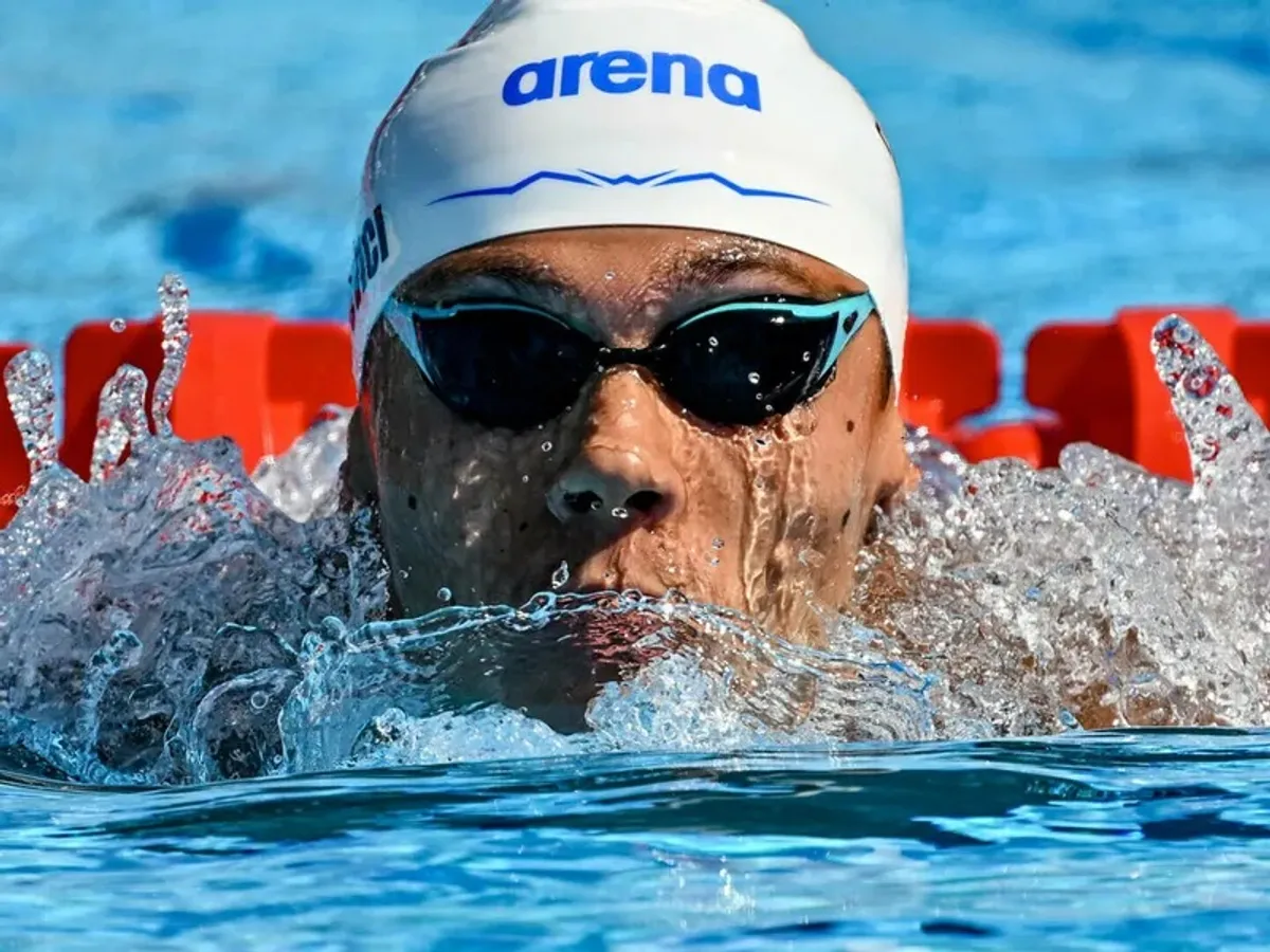 Fenomenul David Popovici continuă. E campion național pentru a 3-a oară la ștafetă 4x100 metri liber