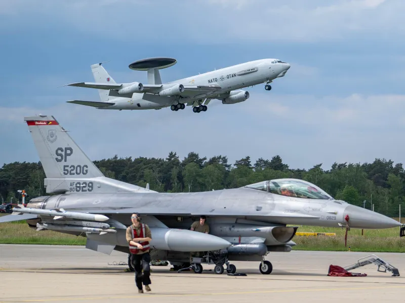 „Alertă Charlie” la o bază aeriană NATO din Germania. Avioanele AWACS sunt staționate acolo - Foto: Profimedia Images (imagine cu caracter ilustrativ)