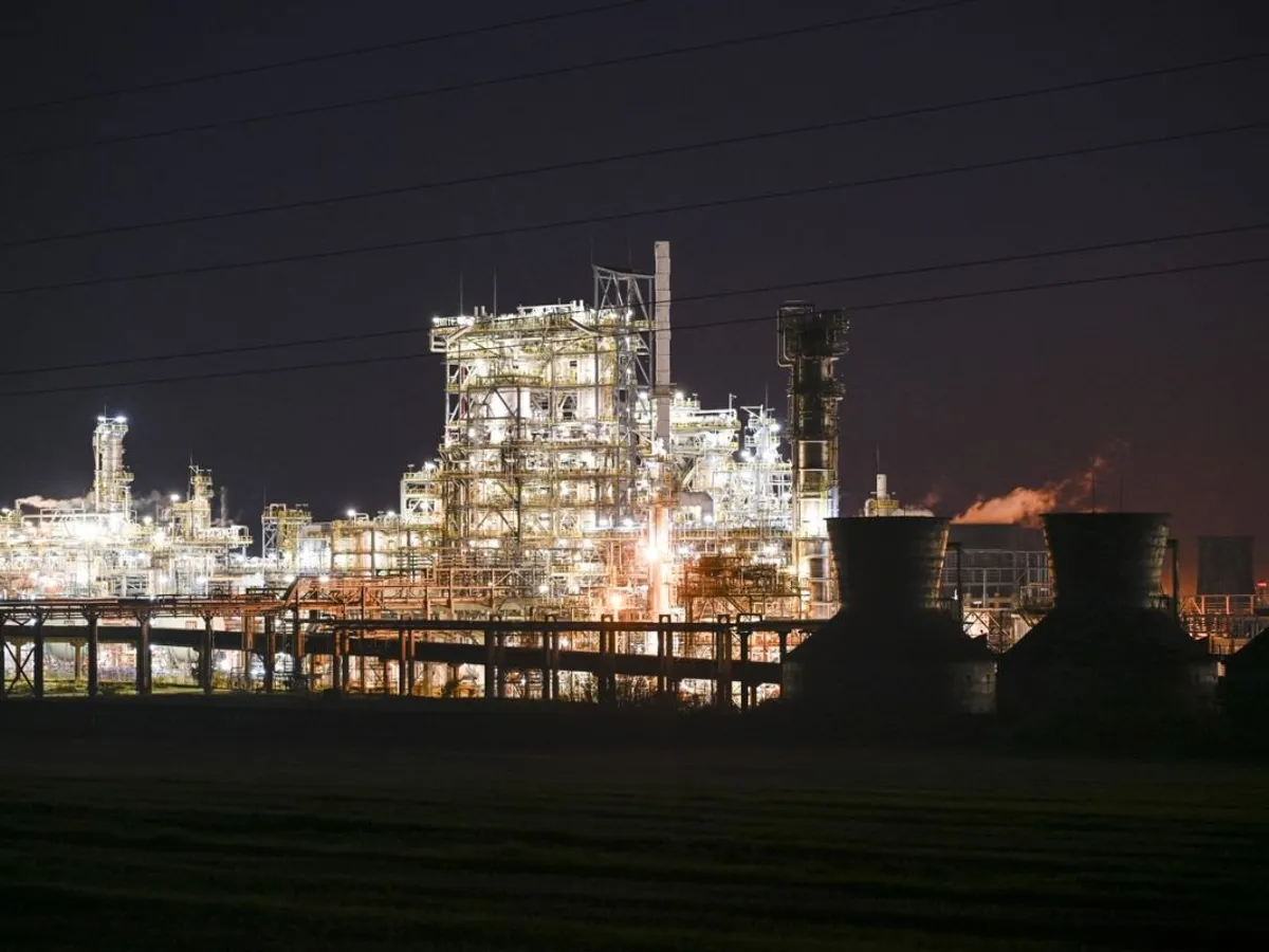 Rafinăria Neftochim a Lukoil, de lângă portul Burgas, de la Marea Neagră - Foto: Profimedia images