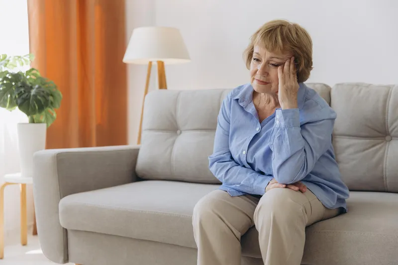 Pensionară la pensie - Foto: Freepik