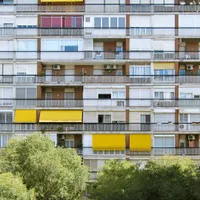 10.000 lei amendă pentru proprietarii de apartamente care își supără vecinii. Ce nu au voie să facă? - Foto: Freepik