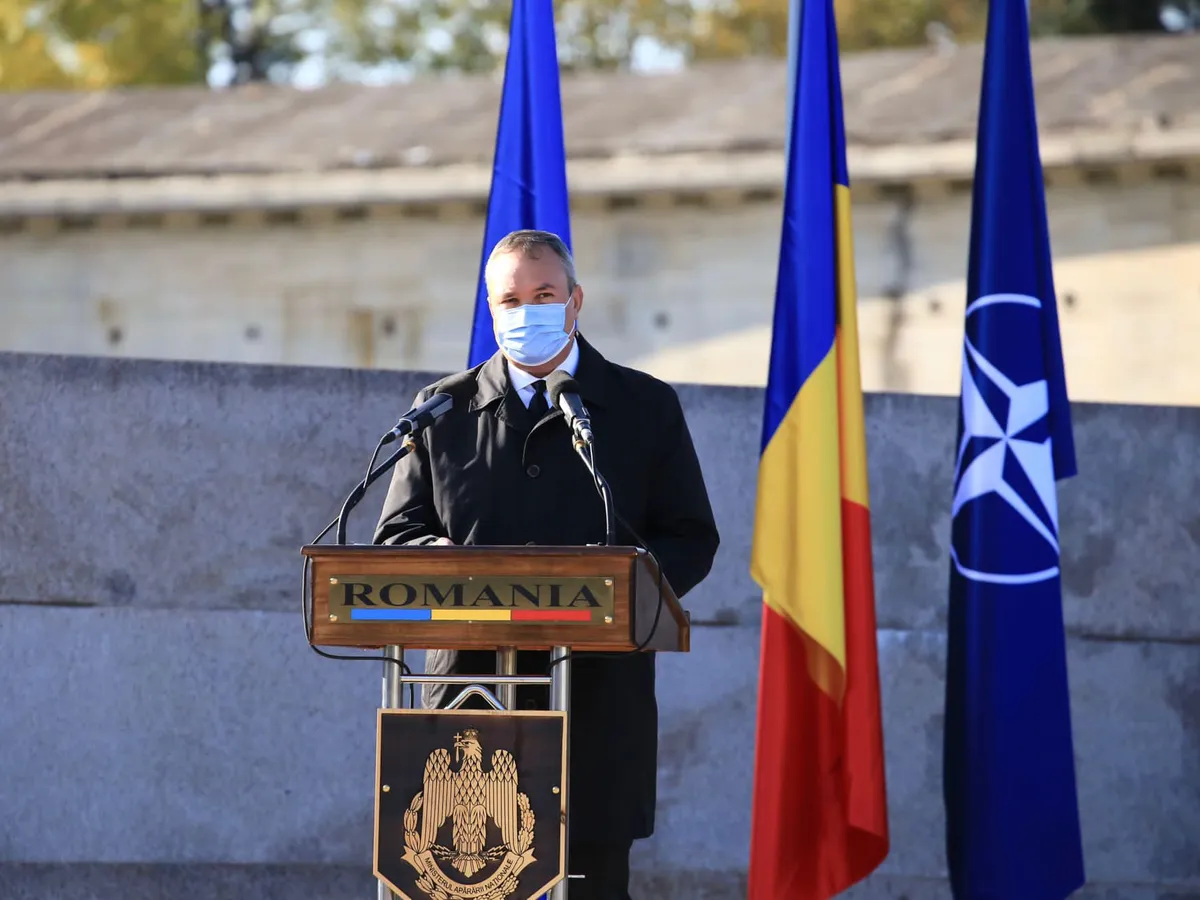 Ciucă: 2500 de şcoli vor beneficia de finanţare pentru a preveni părăsirea timpurie a şcolii/FOTO: Facebook/NicolaeCiuca