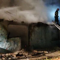 Două femei și un copil de opt ani au murit intoxicați într-un incendiu/FOTO: ziaruldeiasi.ro