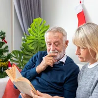 Care pensionari iau 375 lei în plus la pensie în decembrie. Cum și când se acordă banii? Foto: Freepik (fotografie cu caracter ilustrativ)