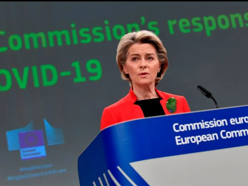 Ursula von der Leyen declară vaccinată 70% din populația adultă a UE/Foto: ap