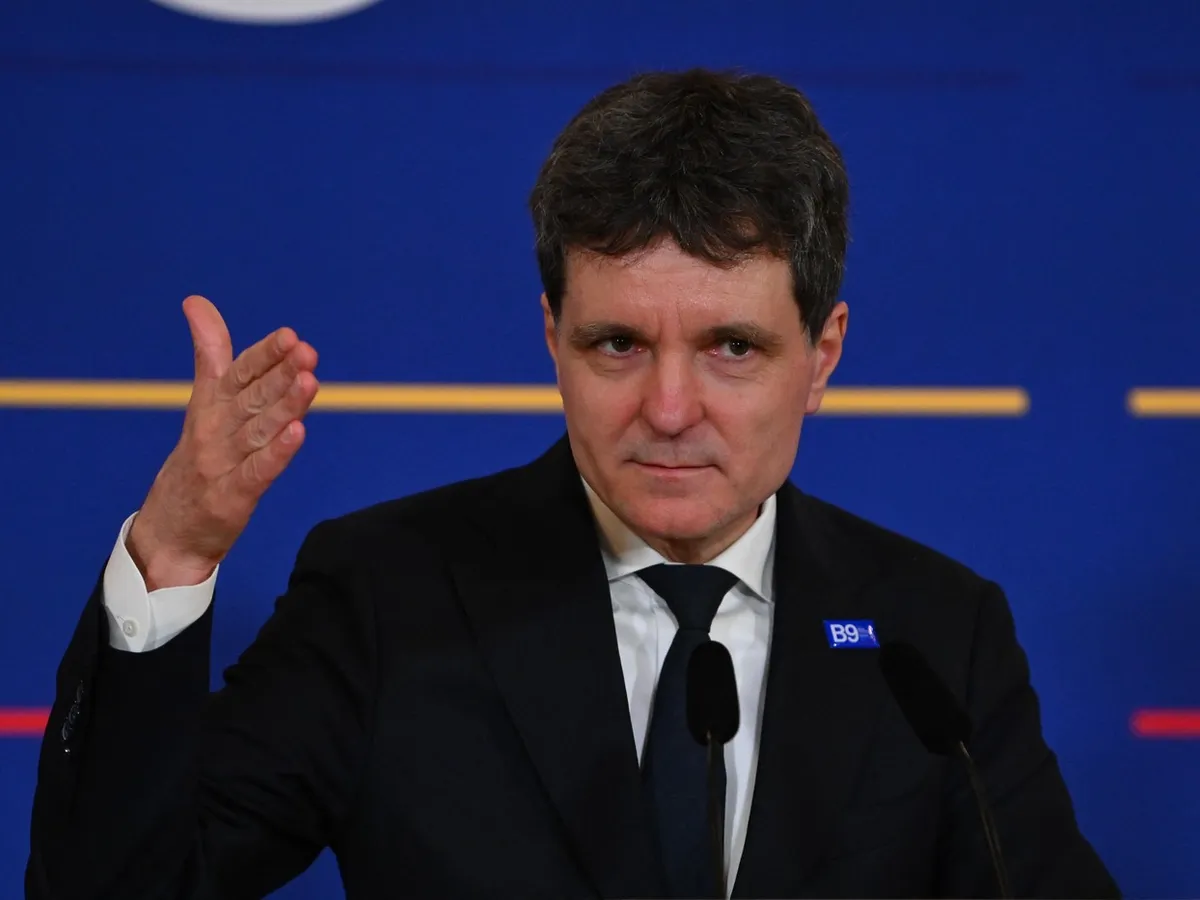 Nicușor Dan merge la summitul pentru Arctica. România vrea să lege securitatea regiunii de Marea Neagră