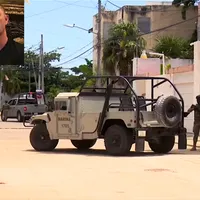 Proprietățile interlopului Rechinu, păzite cu blindate de armata mexicană Foto: milenio