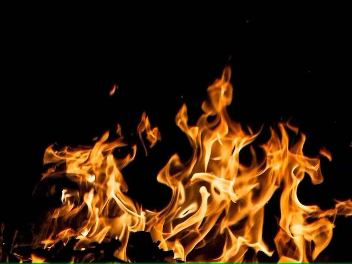 Incendiu lângă Piaţa Victoriei din Capitală - Foto: FreePik/ ArthurHidden/CC0 - imagine cu caracter ilustrativ
