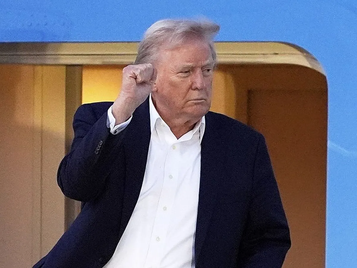 Preşedintele Donald Trump ajunge la Palm Beach International Airport - Foto: Profimedia Images