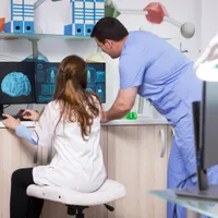 De la ce vârstă începe creierul să îmbătrânească? Punctul critic e la 67 de ani. Care e motivul - Foto: Freepik (Imagine cu rol ilustrativ)