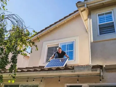 Adio, panouri fotovoltaice cu bani de la stat. Prin Casa Verde 2026 se vor da bani doar pentru baterii - Foto: Pexels/Kindel Media - Imagine cu rol ilustrativ
