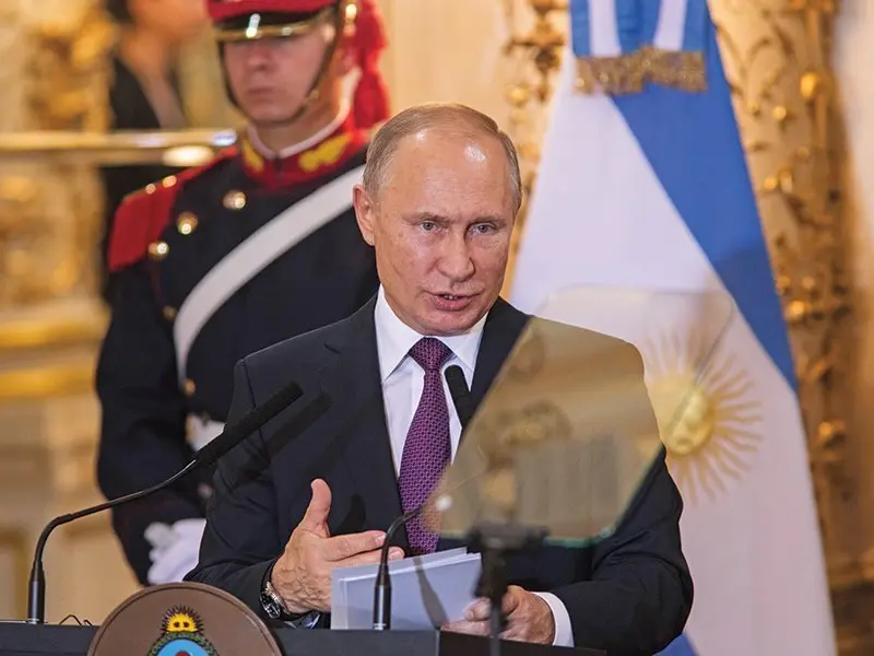 Vladimir Putin folosește puterea serviciilor secrete rusești pentru a destabiliza democrațiile occidentale