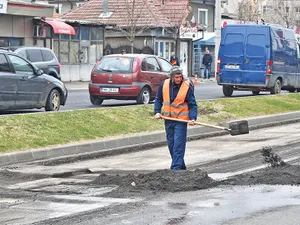 SITUAȚIE  Educația și sănătatea precare dau un randament scăzut la locul de muncă - Foto: INQUAM PHOTOS/ Justinel Stăvaru