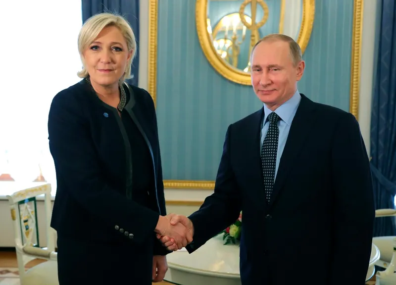 marine le pen si putin