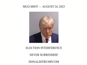 "Frumos tip!". Joe Biden ironizează "mugshot"-ul lui Donald Trump - Foto: X/Donald J. Trump