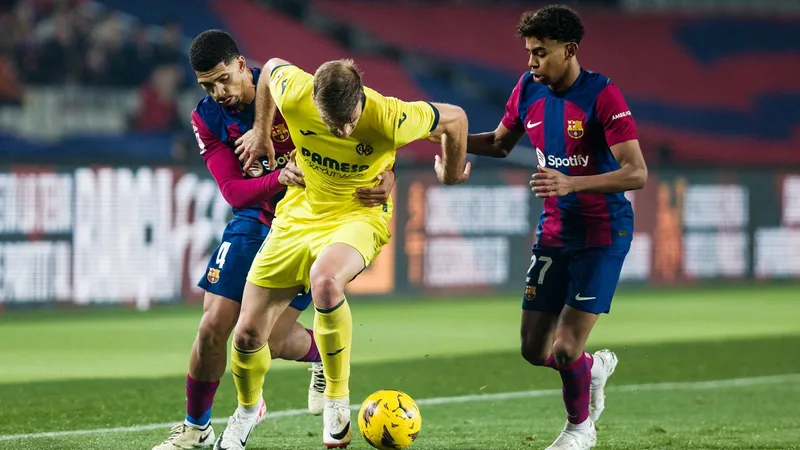 VIDEO Barcelona, umilită de Villarreal, scor 3-5, în La Liga. Antrenorul Xavi, decizie extremă - Foto: Profimedia Images